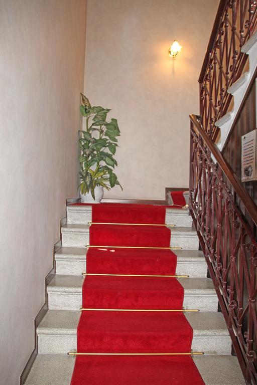 Albergo Ristorante Leon D'Oro Новента ди Пиаве Екстериор снимка