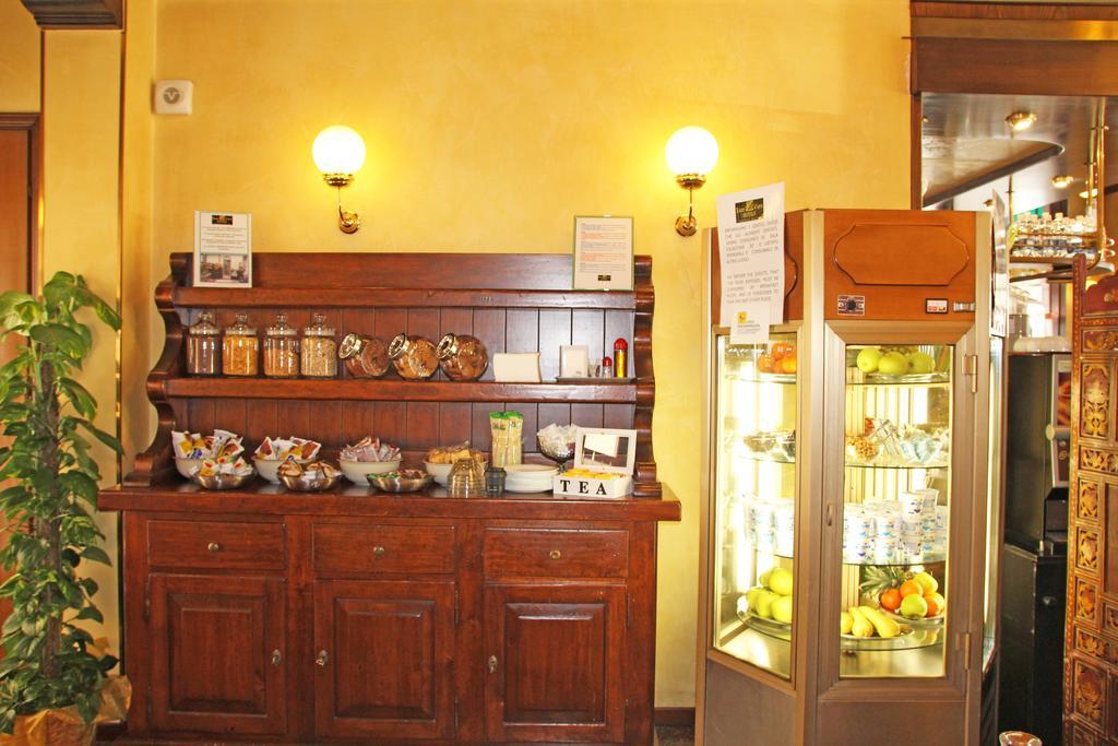 Albergo Ristorante Leon D'Oro Новента ди Пиаве Екстериор снимка
