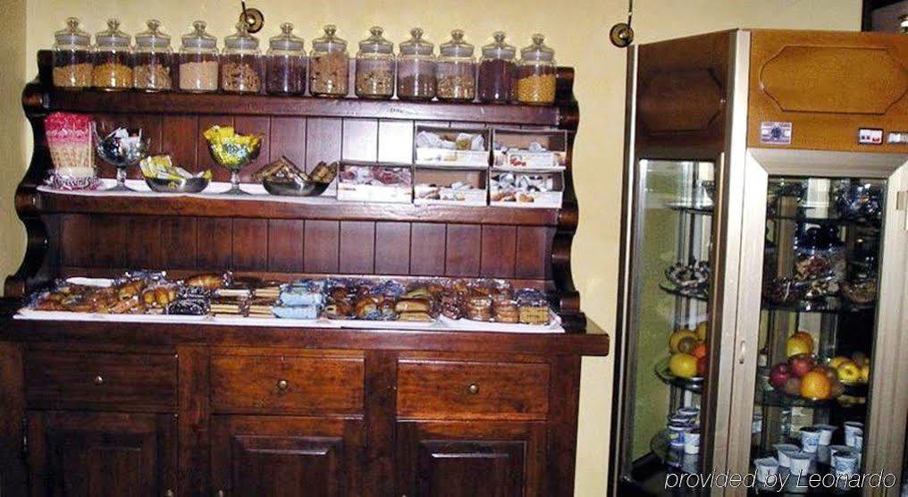 Albergo Ristorante Leon D'Oro Новента ди Пиаве Екстериор снимка